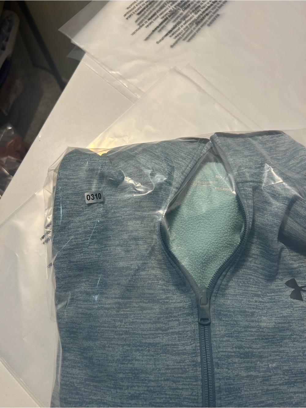 Under Armour Women’s Heathered Quarter-Zip Pullover - Picture 3 of 3